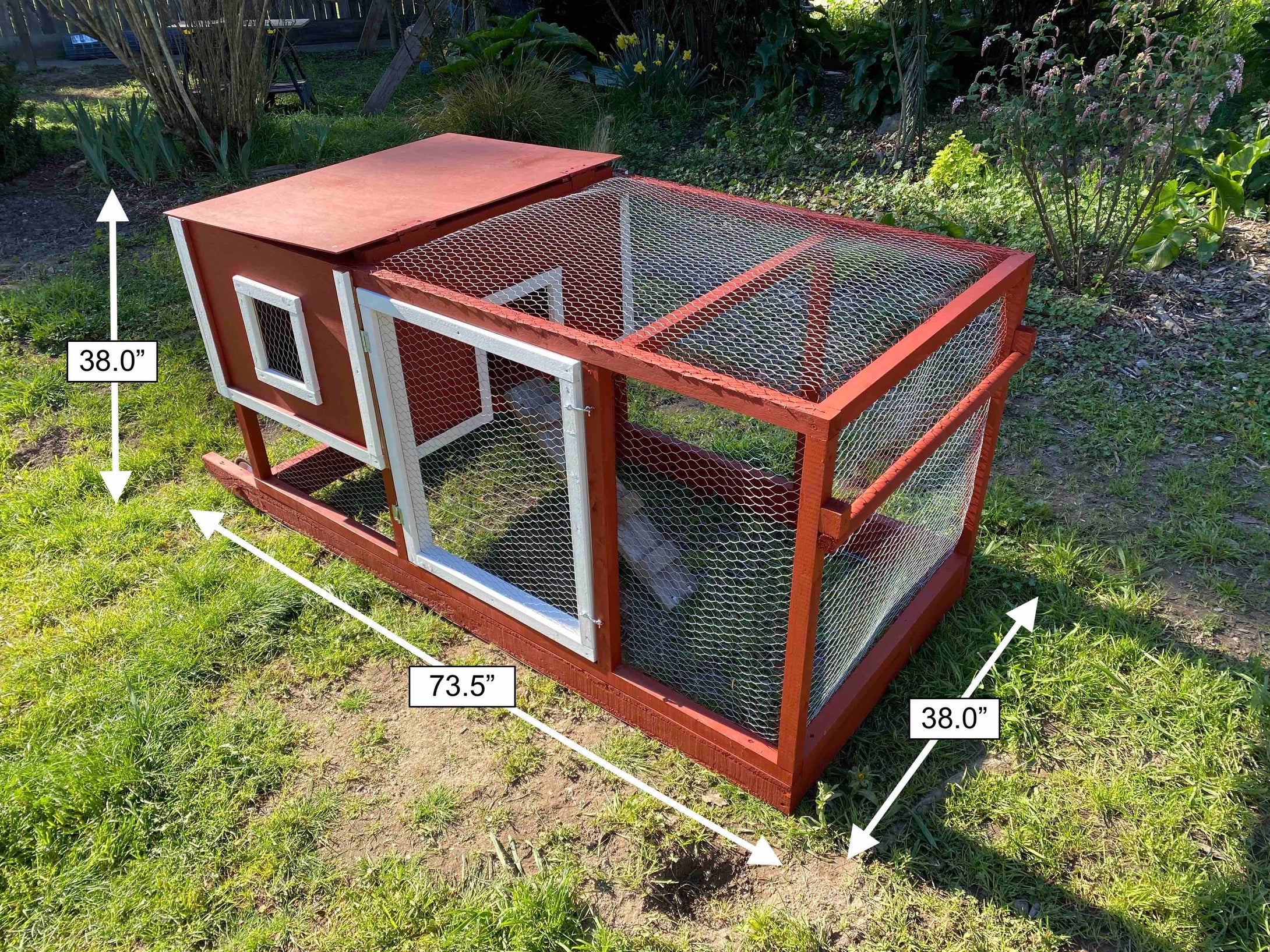 Rent Backyard Hens mobile chicken coop for chicken rental
